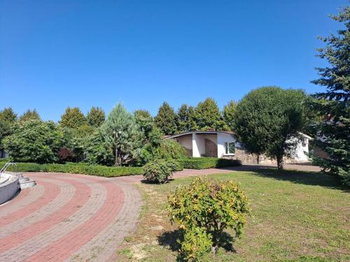 Taman di luar Готель Золота Підкова Чупира