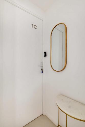 Modern Studio for 2P with A C - Near Montmartre