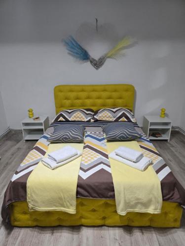 Ένα ή περισσότερα κρεβάτια σε δωμάτιο στο Blue4Yellow