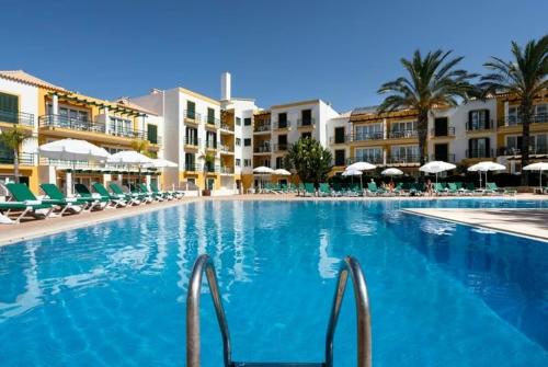 T2 com varanda e vista piscina na Quinta do Morgado