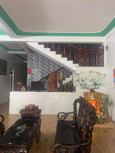Posezení v ubytování Cường Thu Motel Quảng Trị