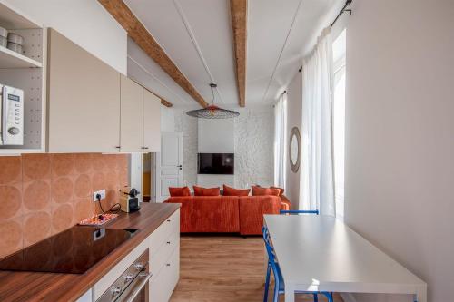 Apartment in the heart of Marseille well located photo 9