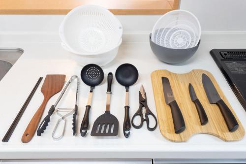 a bunch of kitchen utensils sitting on a counter at Genan no Sato - Vacation STAY 76405v in Odawara
