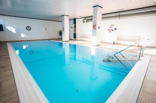 Appartement DORIS mit Hallenbad und Sauna by MoniCare