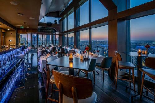 Restaurace v ubytování Renaissance Istanbul Polat Bosphorus Hotel