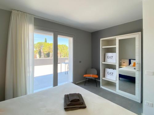 Martina Palace Apartments photo 2