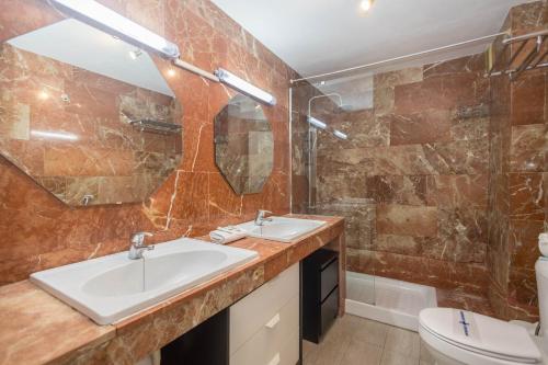 Koka Central Flat Playa Inglés-Pool & Views