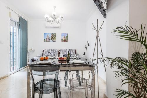 Acogedor apartamento en el corazón de Sevilla, Ateneo