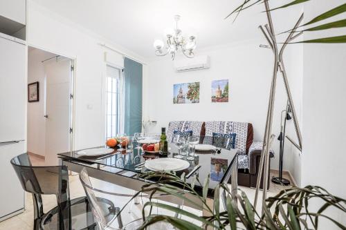 Acogedor apartamento en el corazón de Sevilla, Ateneo