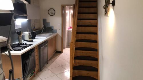 Η κουζίνα ή μικρή κουζίνα στο Maison très bien situé 4 pers