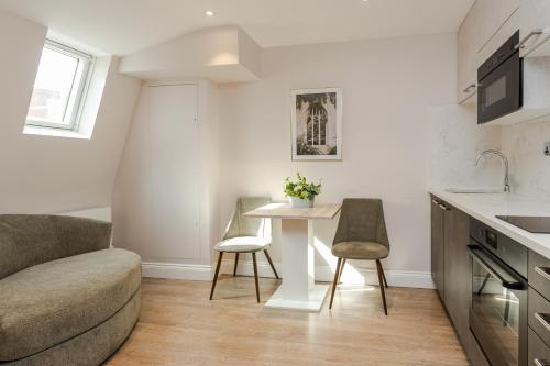 Köök või kööginurk majutusasutuses Cleveland Residences Farringdon