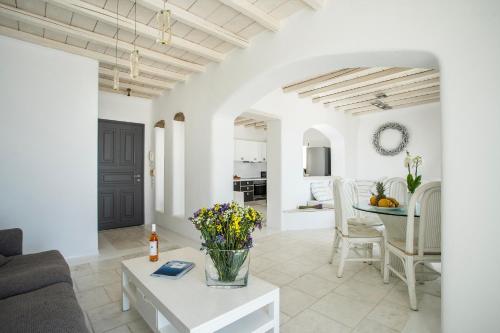 Villa Diorite by Mykonos Rocks
