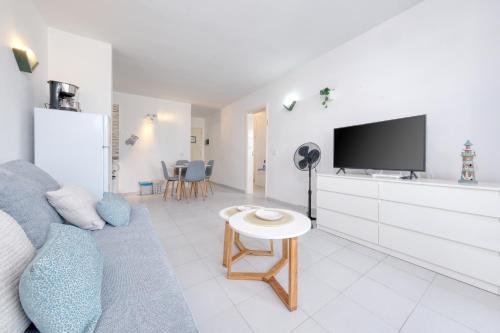 Casa Bella - Shared Pool and Terrace By Lanzarote Vacation Homes