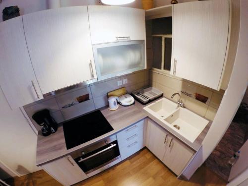 Acropolis Cozy Apartment