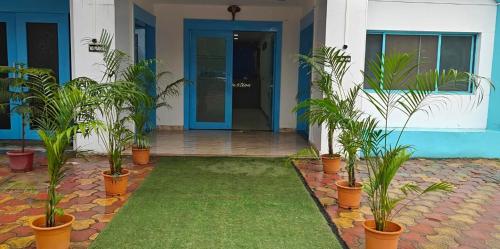 Gallery image of Classy Stay Log Inn Plaza near EON IT PARK Rooms Banquet Restaurant & Bar in Pune