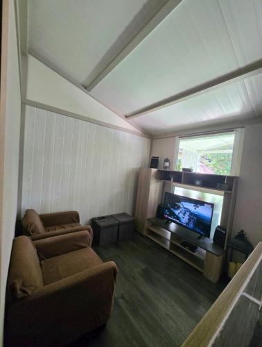 Fotografie z fotogalerie ubytování Chalet en camping bord de mer v destinaci Sorbo-Ocagnano
