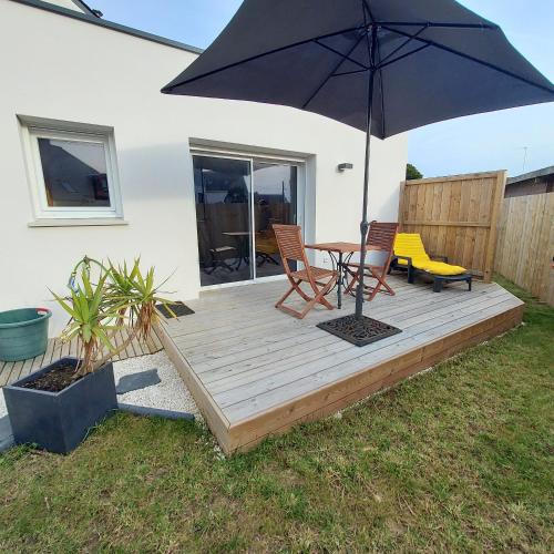 Studio avec terrasse et jardin à 100 m de la plage de Fort Bloqué