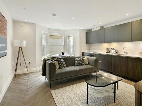 Η κουζίνα ή μικρή κουζίνα στο Tailored Stays - Central Cambridge, Warkworth Lodge