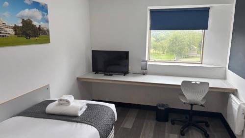 Broadview Hotelにあるテレビまたはエンターテインメントセンター