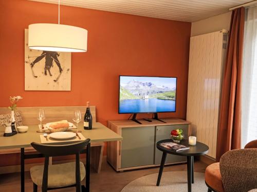 Apartment Juliana-2 by Interhome