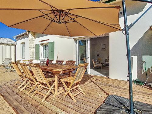 Αίθριο ή υπαίθριος χώρος στο Holiday Home Les Sables by Interhome