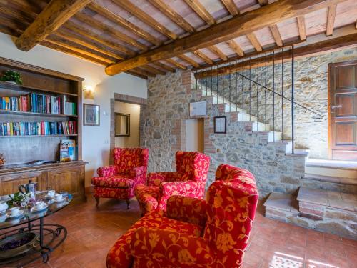 Ruang duduk di Holiday Home Podere San Giuseppe-1 by Interhome