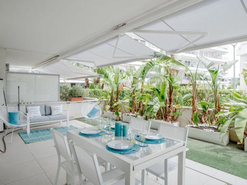 Apartment Marina Real I-4 by Interhome
