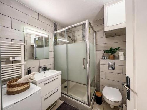 Koupelna v ubytování expat renting - Le Refuge Douillet- Confort - Wifi