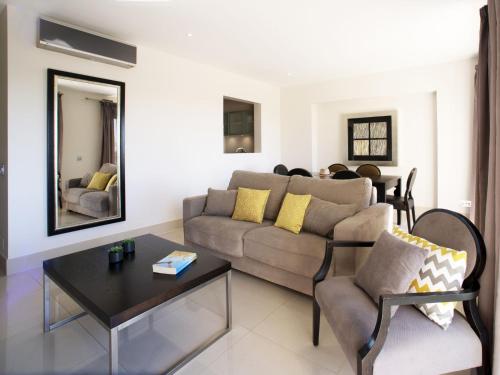 Apartment Pine Hills Jade by Interhome