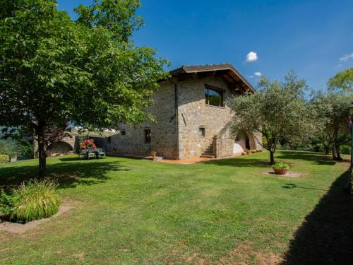 Κήπος έξω από το Holiday Home La Terrazza Rosata by Interhome