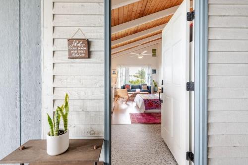 Area soggiorno di Casa Grateful Hawaii