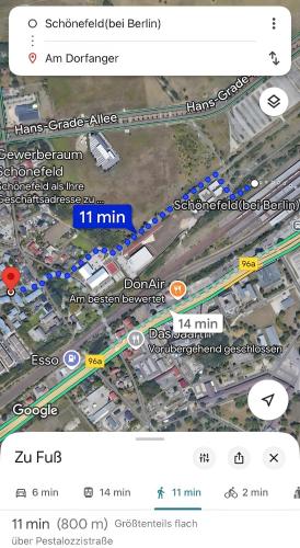 a screenshot of a cell phone with a map at Nahe Airport Ber Maisonettewohnung in Schönefeld