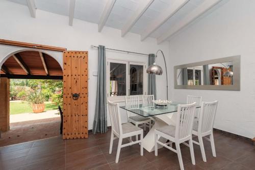 Villa Son Fe Vilaire by SealandVillas