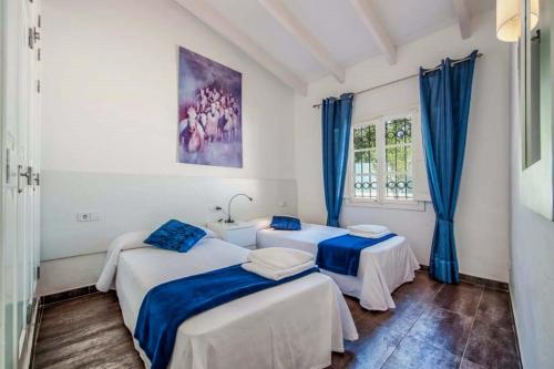 Villa Son Fe Vilaire by SealandVillas