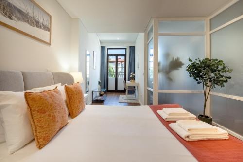Sao Bento Luxury Hideaway 2 Bedroom Downtown Porto