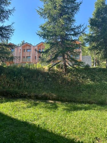 Κήπος έξω από το Appartement l'edelweiss