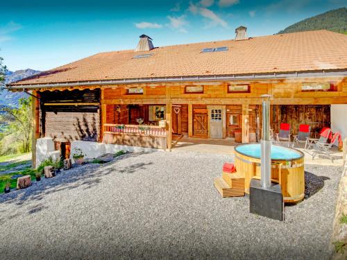 Chalet Le Meridien Etale - OVO Network