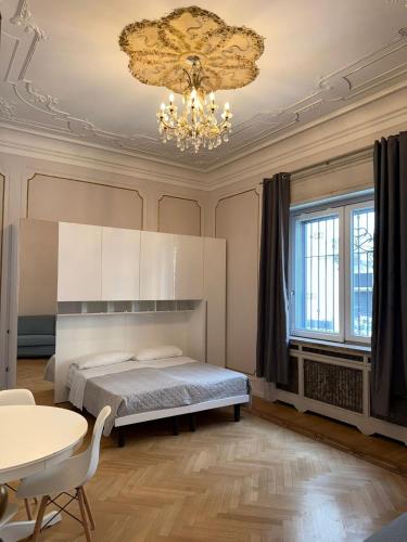 MIHOUSE Res MILAN