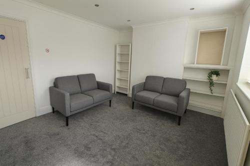 Χώρος καθιστικού στο Affordable 4-Bed House Near Sellafield