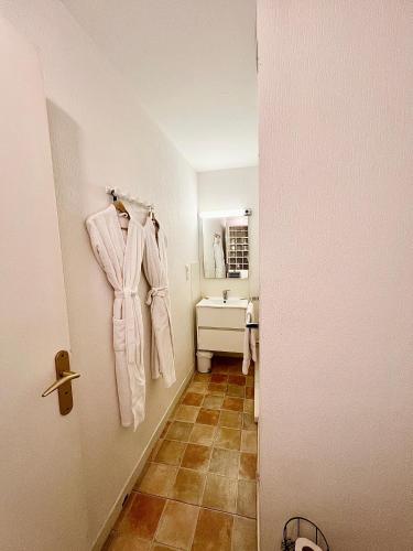Una cama o camas en una habitación de L'Horizon, vue mer - Foncillon