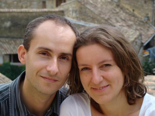 a man and a woman posing for a picture at Repos et Tranquillité - Super Calme de la campagne - Clim - Grande Piscine Partagée au Sel - Déco cosy tout confort in Montélimar