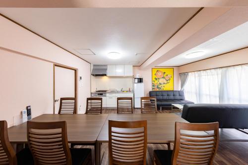 Namba Kuromon House 502