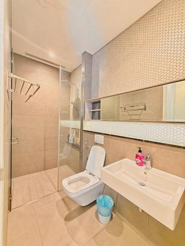 Bilik mandi di Lucentia residence BBCC Lalaport by smart services