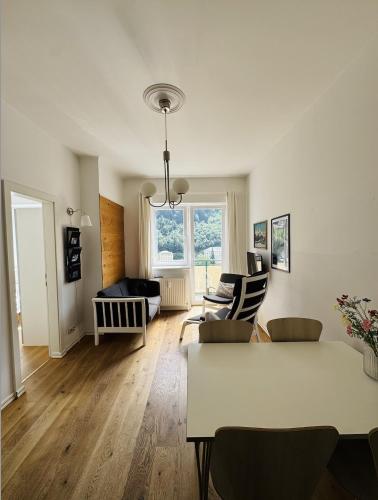 Cozy apartment with VIEWS