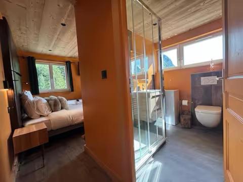 Et badeværelse på Propriété Bel Air, FANTASTIQUE