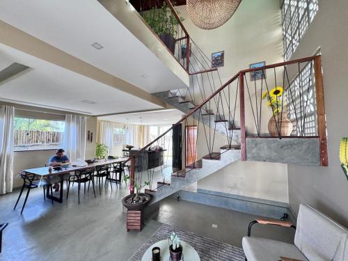 Χώρος καθιστικού στο Mogiquicaba Beach House