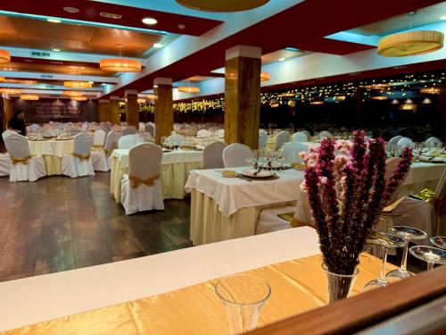 Ресторан / где поесть в Hospedium Hotel Juan II