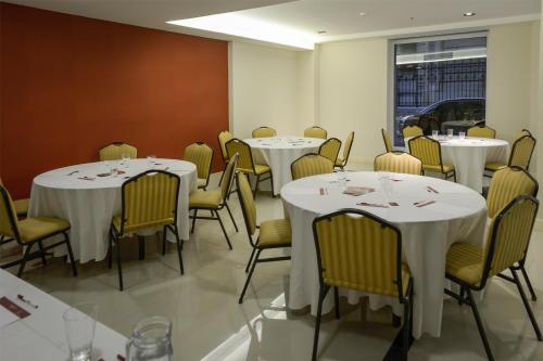 Restoran atau tempat lain untuk makan di Mérit San Telmo by Amérian