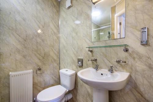Bilik mandi di Fairy Glen Apt 3