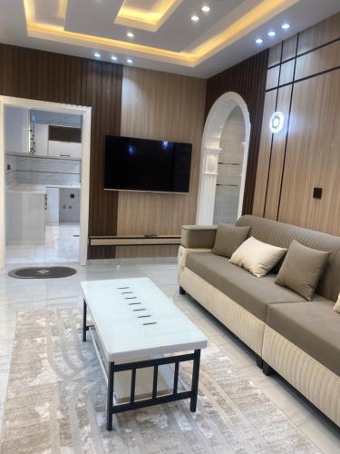 Kuchyň nebo kuchyňský kout v ubytování FHr للشقق المفروشة